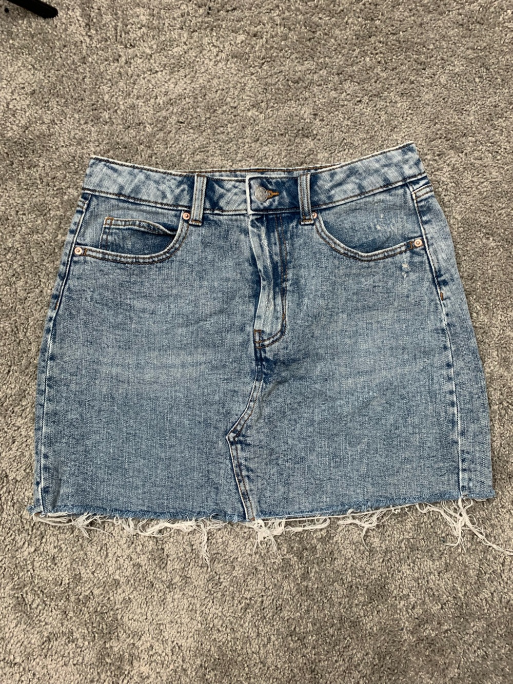 wild fable Light Wash Denim Mini Skirt with Contrast Topstitching